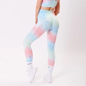 NWT Rapid Wear scrunch tie dye legging
